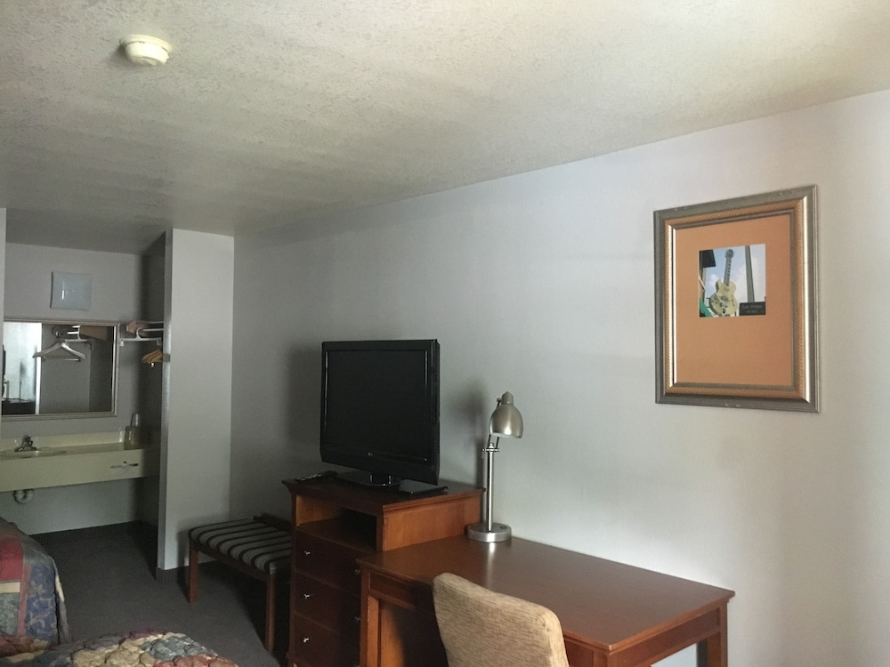 Sunset Inn
