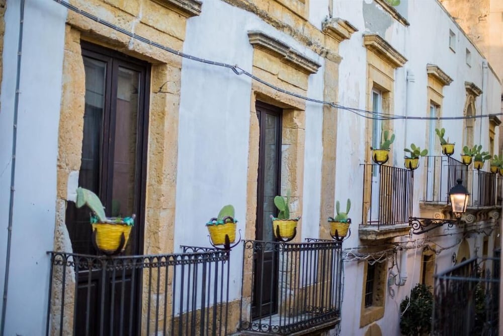 Ortigia Royal Suite