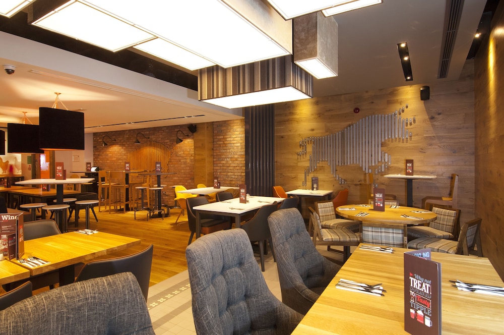 Premier Inn Halifax Town Centre, photo 11
