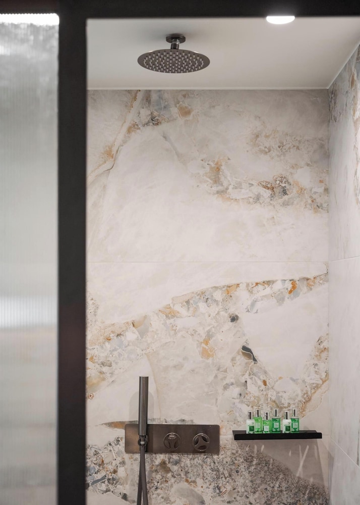 Acropolis Luxury Athens Suites