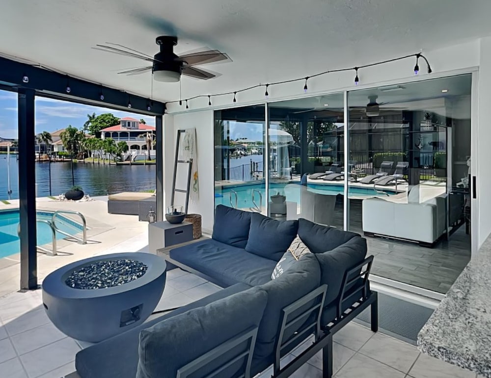 Nauti Mermaid by Distinctive Beach Rentals view 5