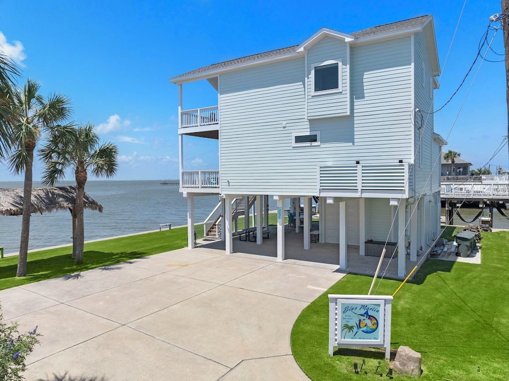 Blue Marlin Bayfront Retreat by Ryson Vacation Rentals