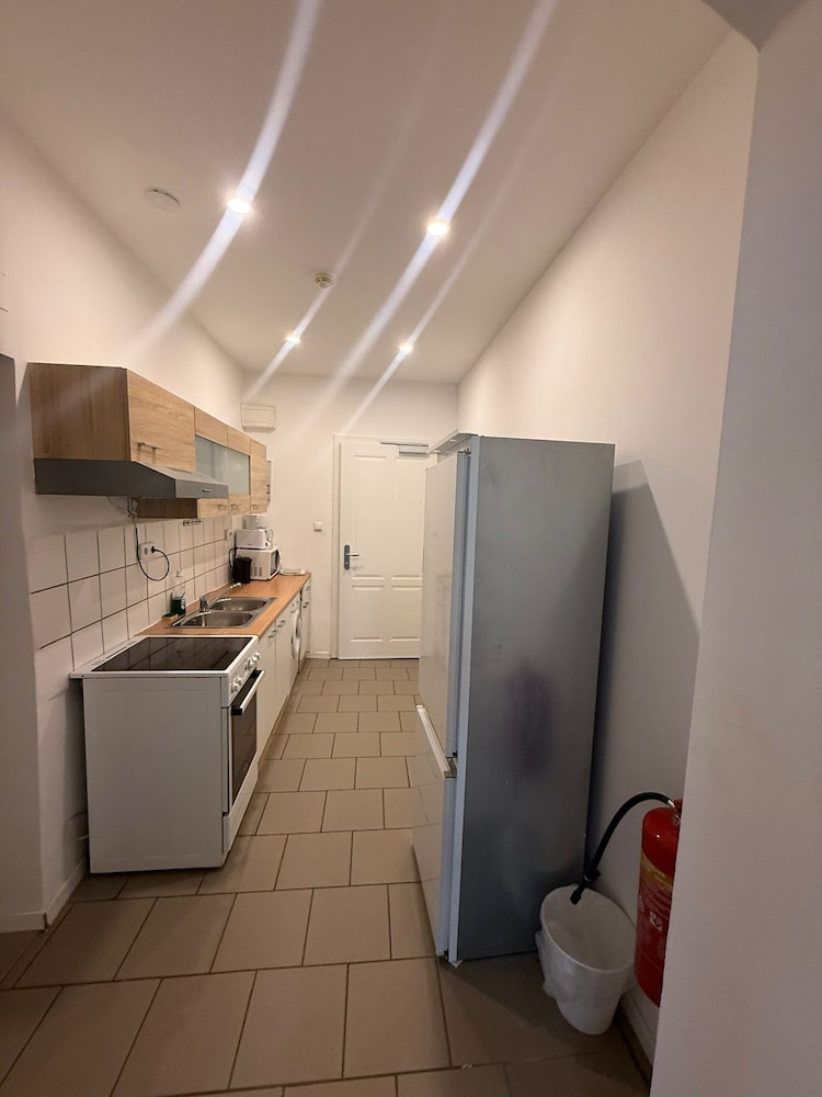Modern 2BR Flat 10 Min to Westbahnhof
