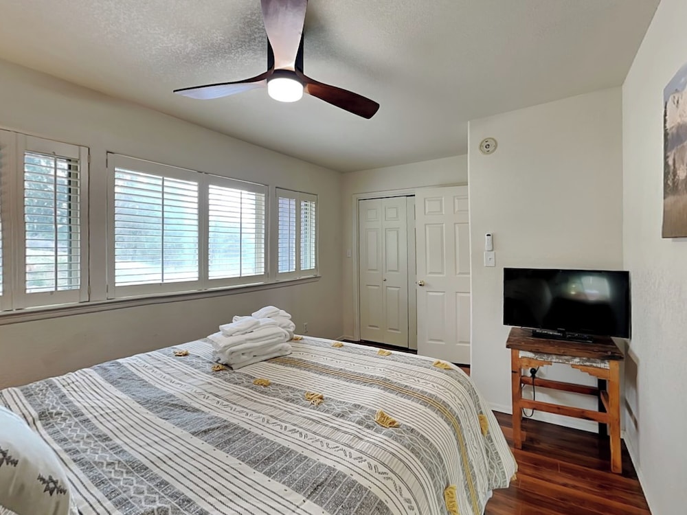 Eagle's Nest by Ruidoso Vacation Rentals