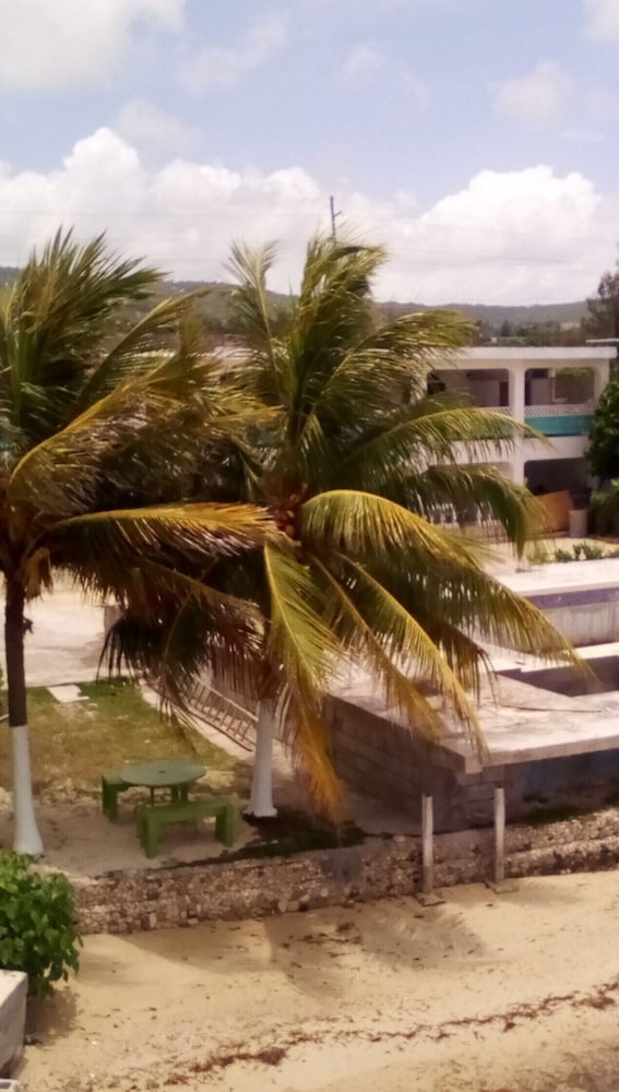 CariBlue Beach Hotel