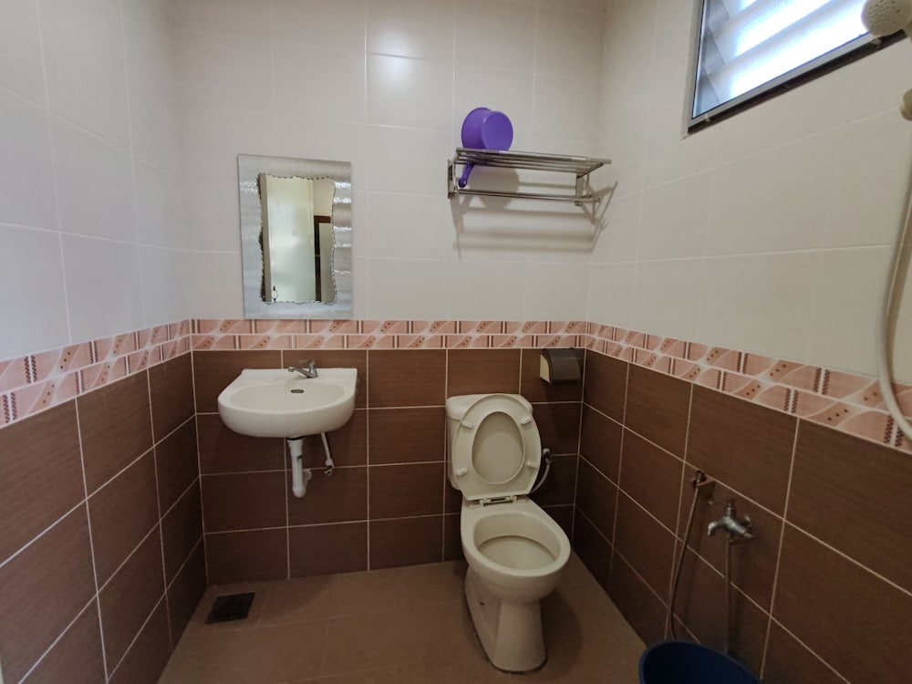Lumut Villa Inn Homestay