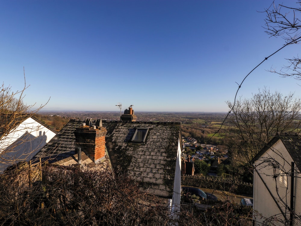 Holly Cottage