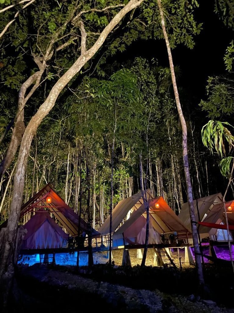 Lainkalogos Glamping