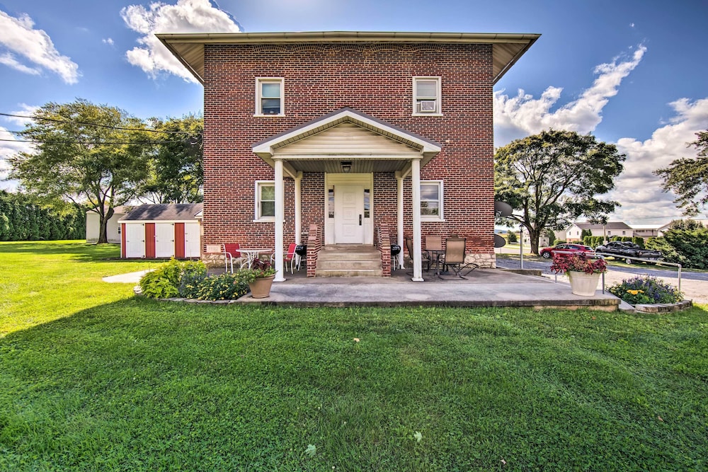 'schoolhouse Haven' in Gap: Communal Grill & Patio