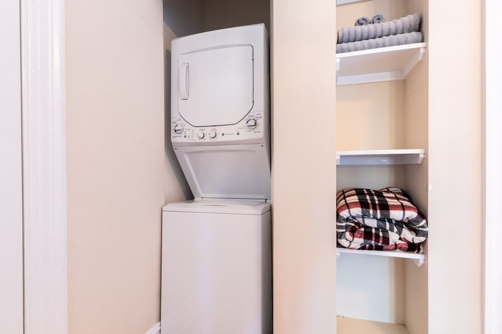 Union Lane by Rove Travel 1BR Park Slope Apt