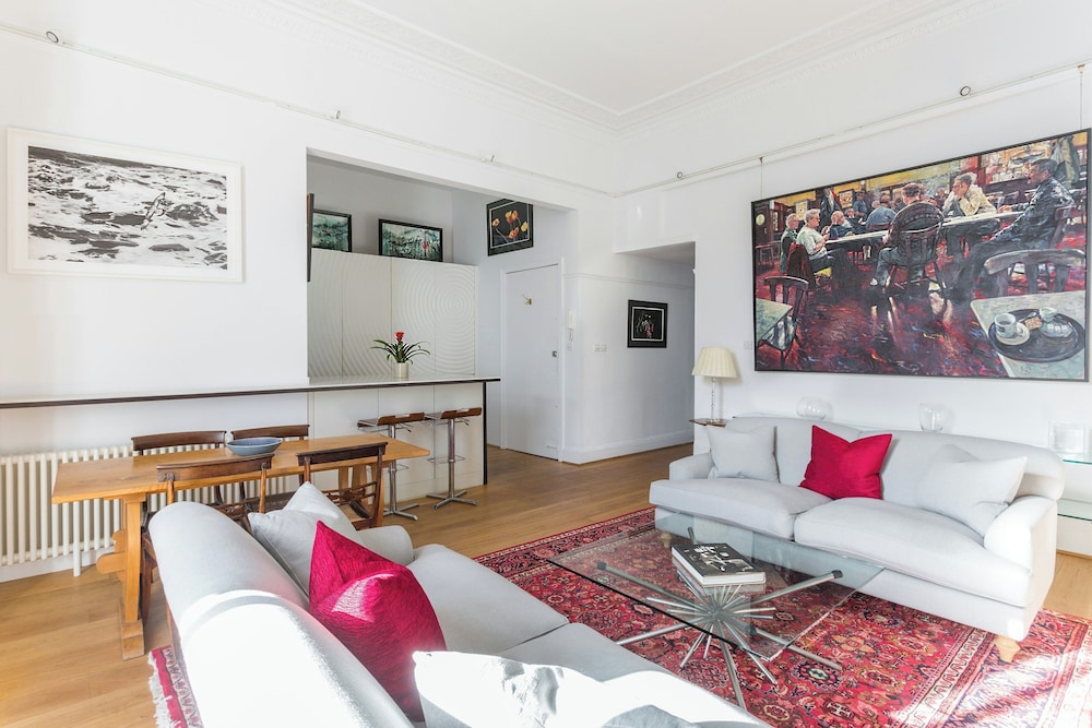 Pembridge Villas IV by Onefinestay