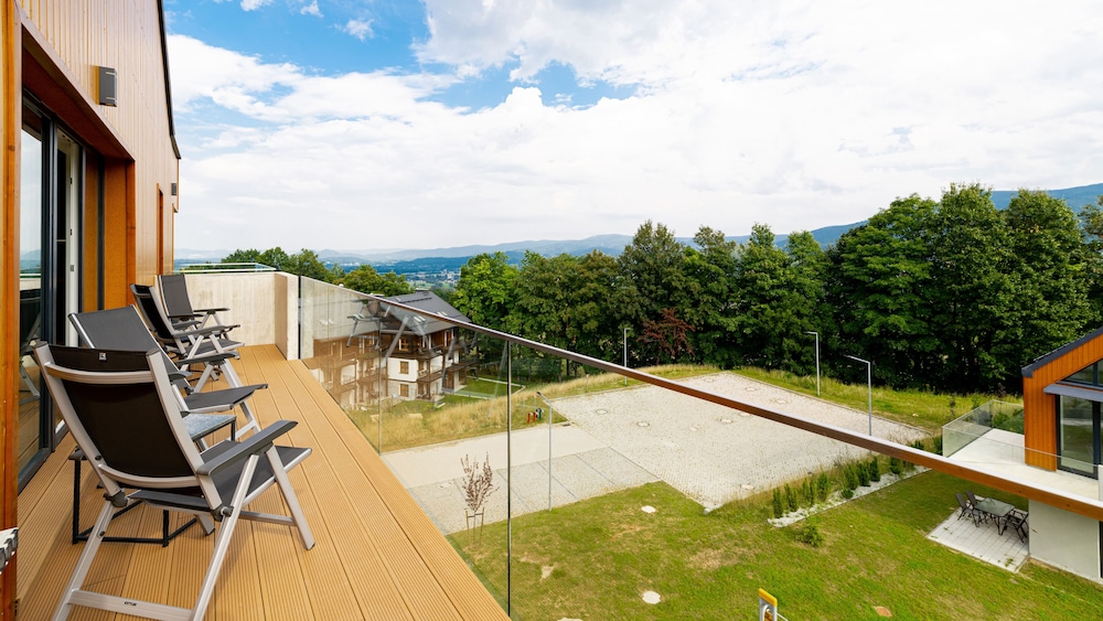 Apartamenty Sun & Snow Hillside view 2
