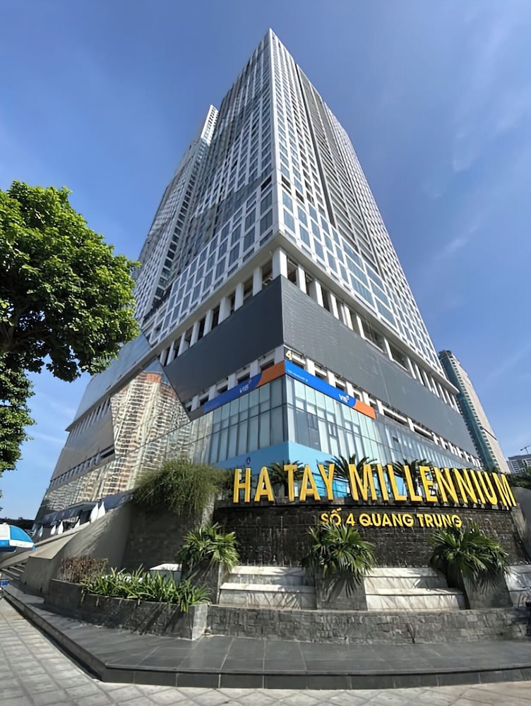Ha Tay Millennium Apartments - Free Gym Pool