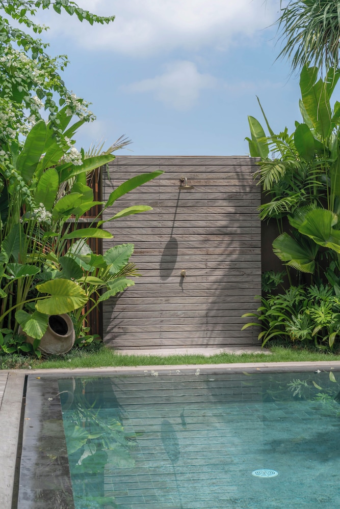 Ayala Saya - Image 3