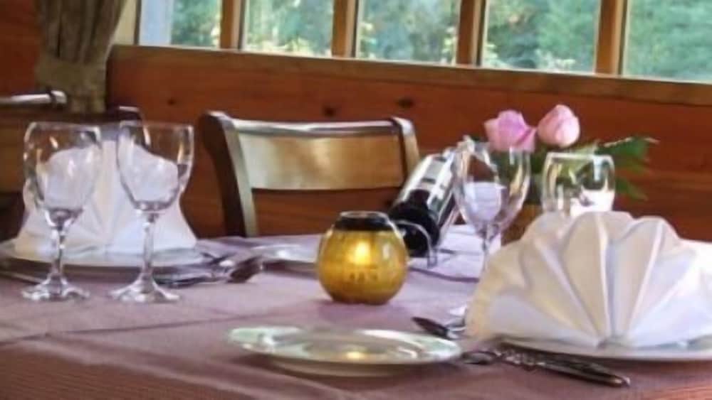 Hotel Lodge Landhaus Pucon