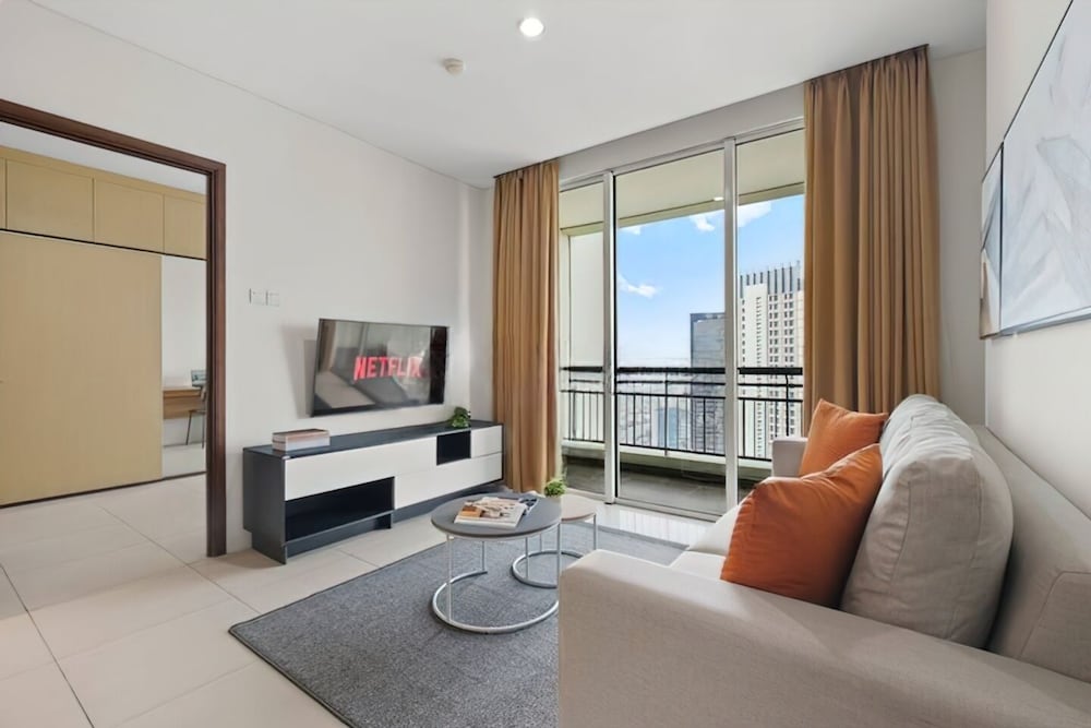 Central Royal Apartments by Emily