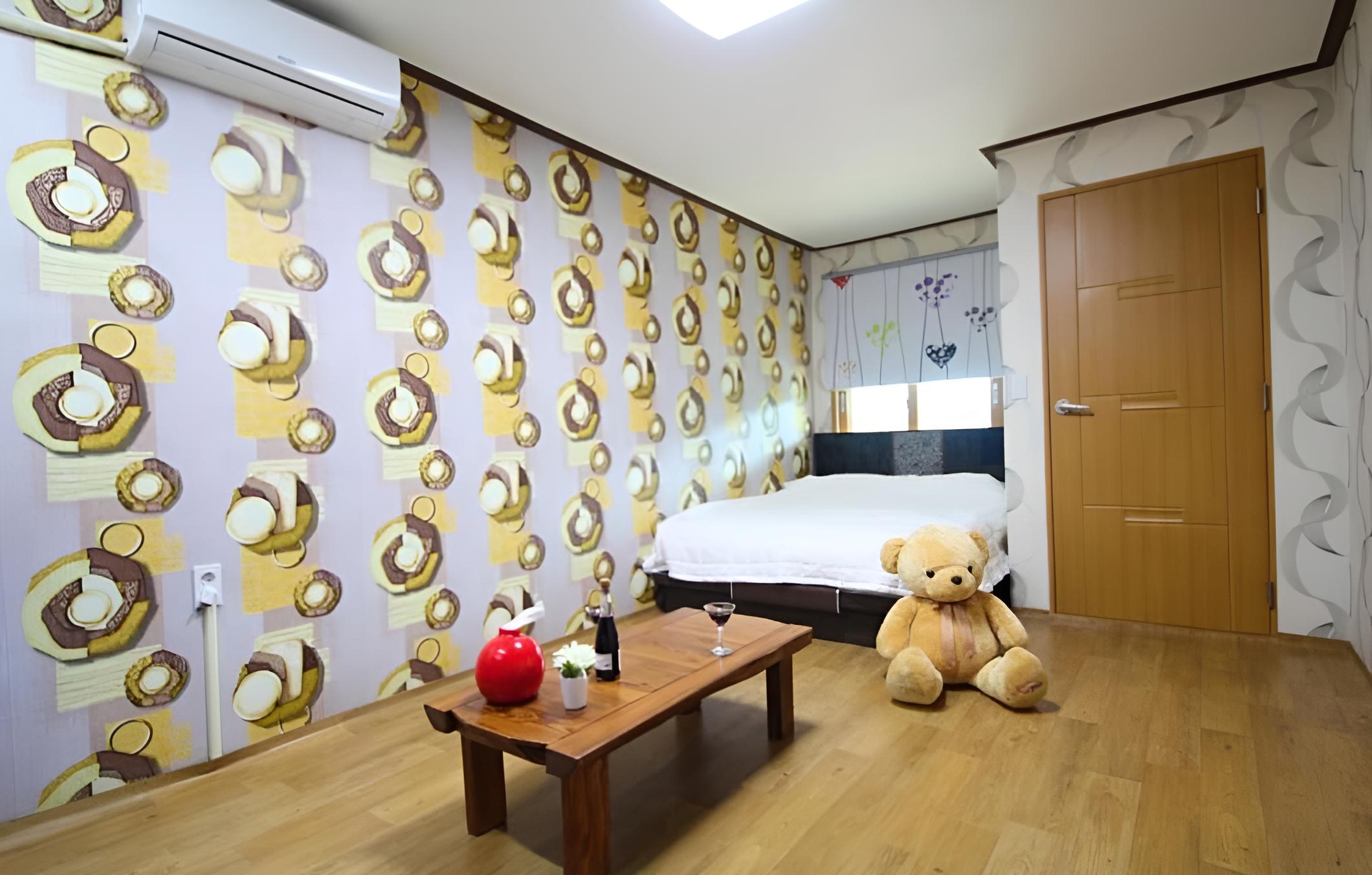 Suncheon Bay Baramuieondeok Pension view 2