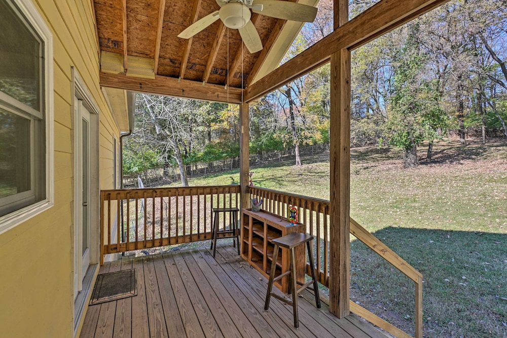 Mt Juliet Getaway w/ Yard: 22 Mi to Nashville - Property Image 5