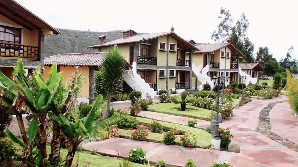 Hosteria El Surillal