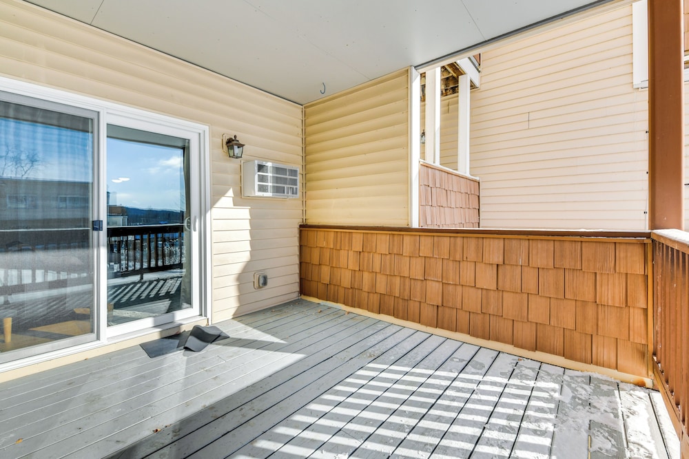 4 Mi to Stowe Mountain Resort: Studio w/ Balcony