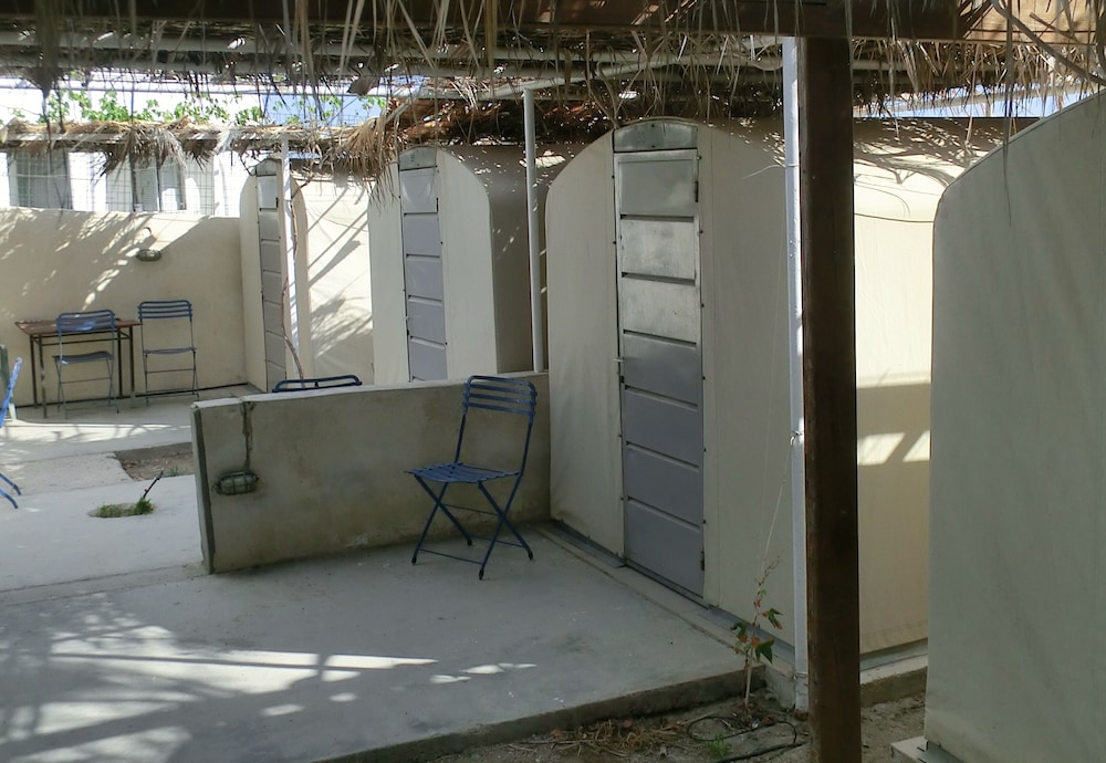 Santorini Camping & Hostel