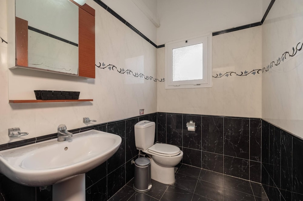 Leone Luxury Villa Giota