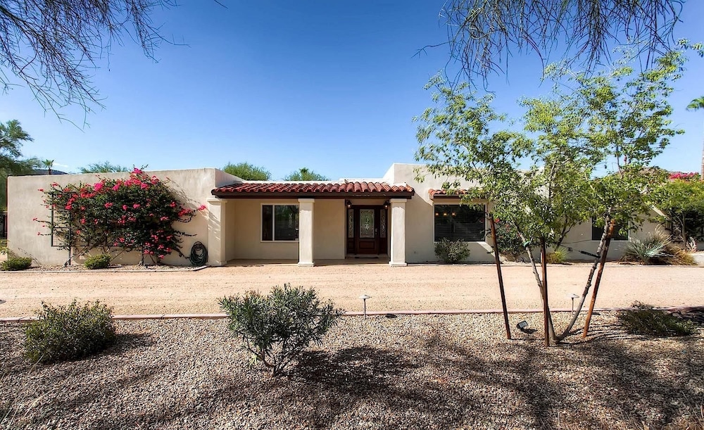 Bella Lincoln Estate Signature Vacation Rentals