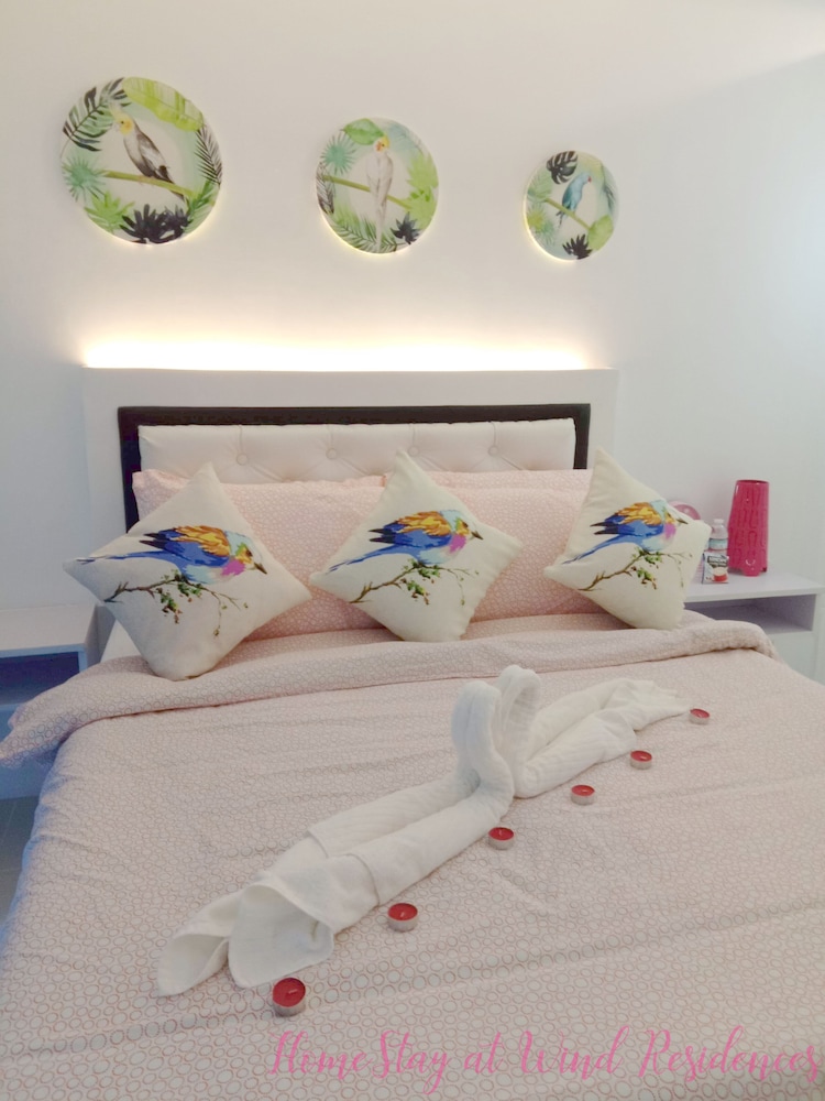 HomeStay at Wind Residences