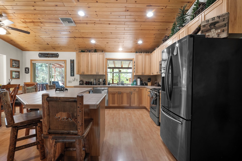 Sugarbear Cabin