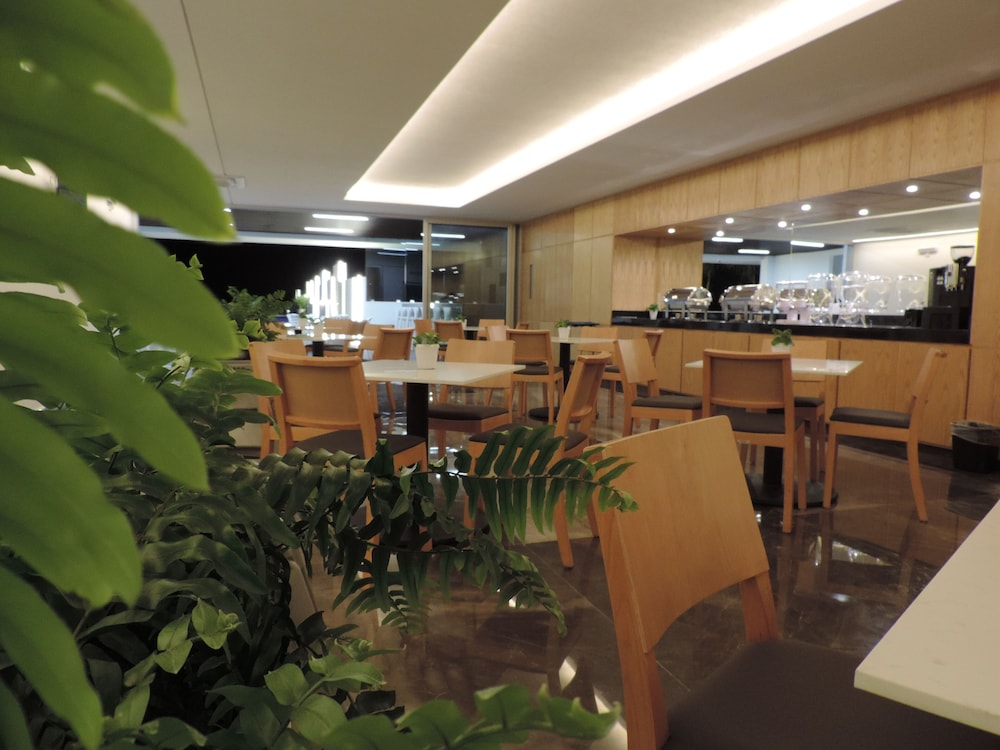 Boca del Rio Vacations - Hotel Plaza Sol - Property Image 3