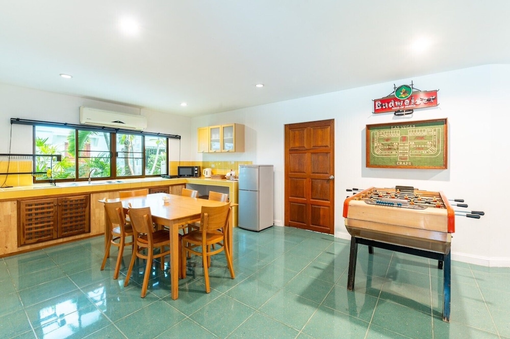 Dolphin Bay Beach Resort