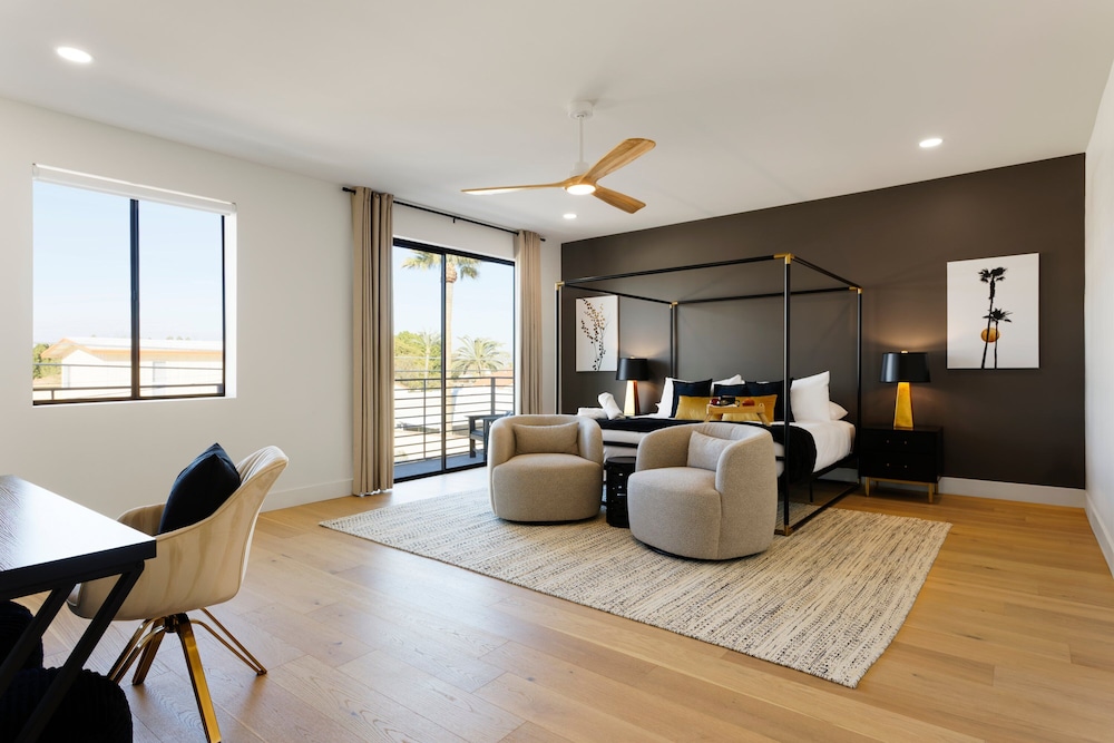 Luxe - Nouveau - Sparkling Pool - Walk to Old Town