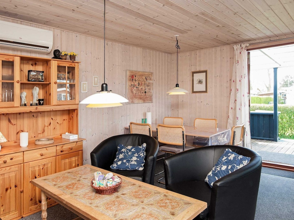 5 Person Holiday Home in Juelsminde view 4