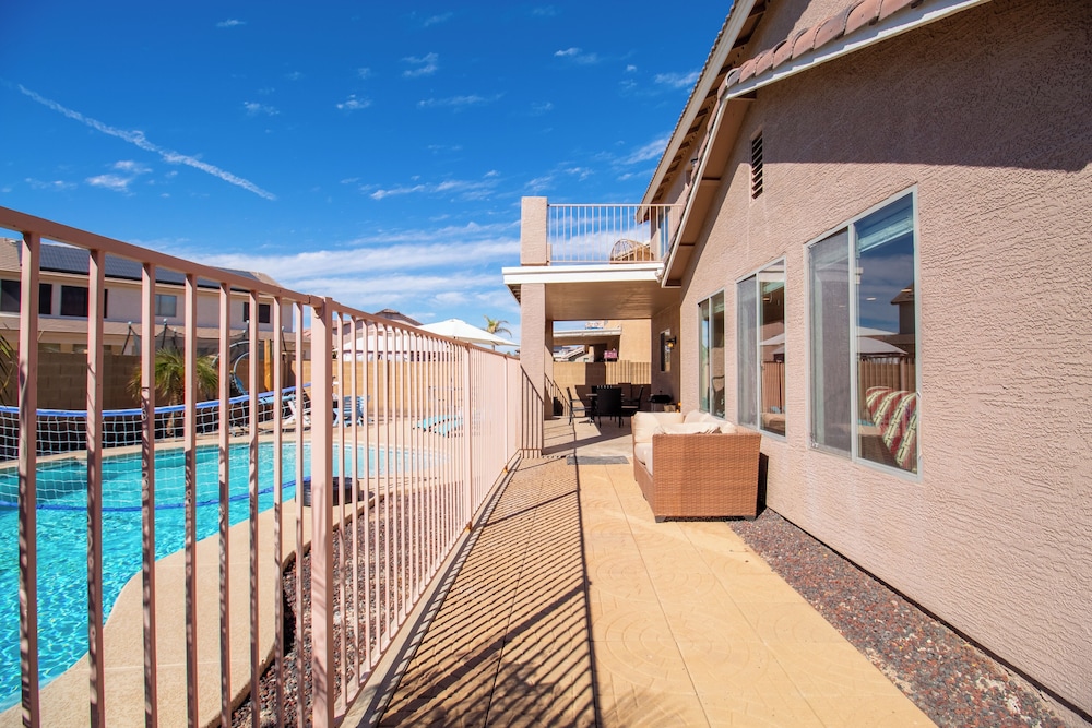 Casa Desert Willow 5BR Home & Pool