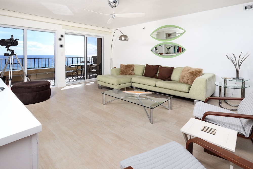 Surf Dweller 703 by Brooks and Shorey Resorts