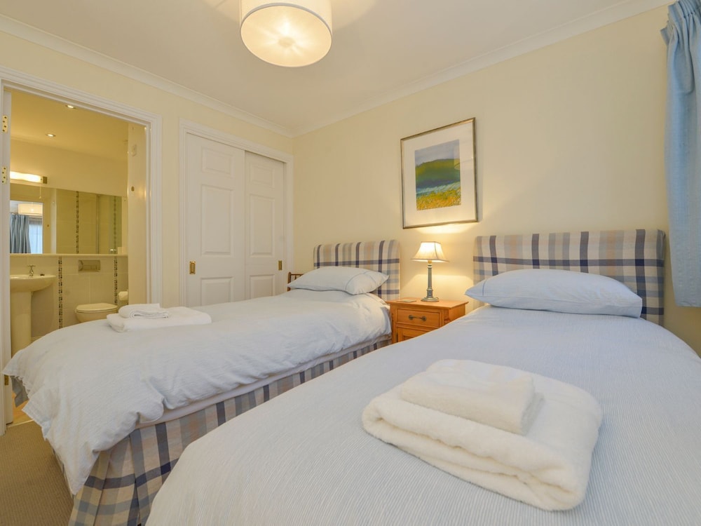 6 Burgh Island