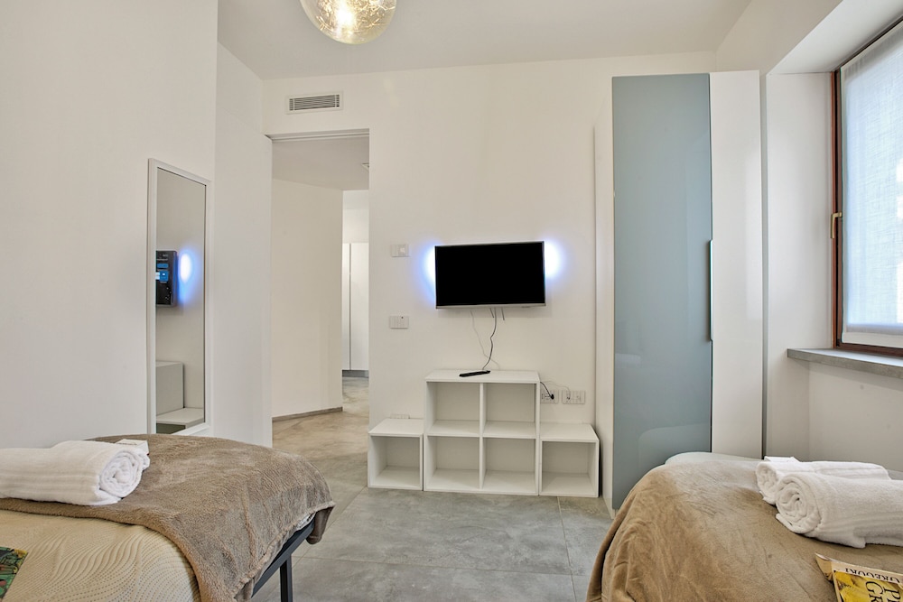 Quiet Oasis In Riva Heart