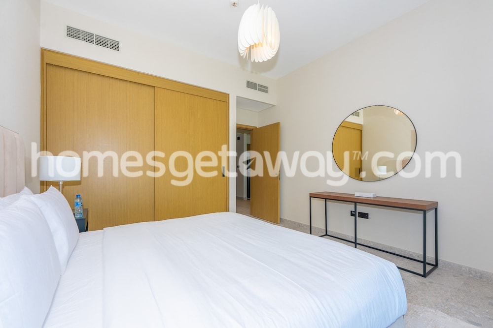 HomesGetaway-Golf Suites Dubai Hills 1BR