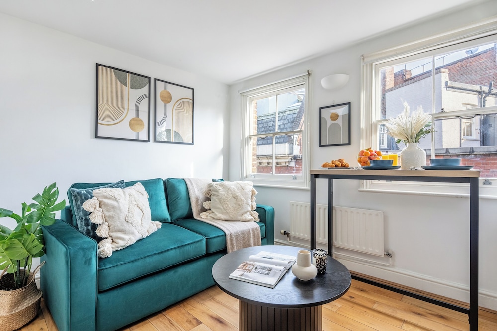 Stylish Holborn 2BR in Bloomsbury Hub