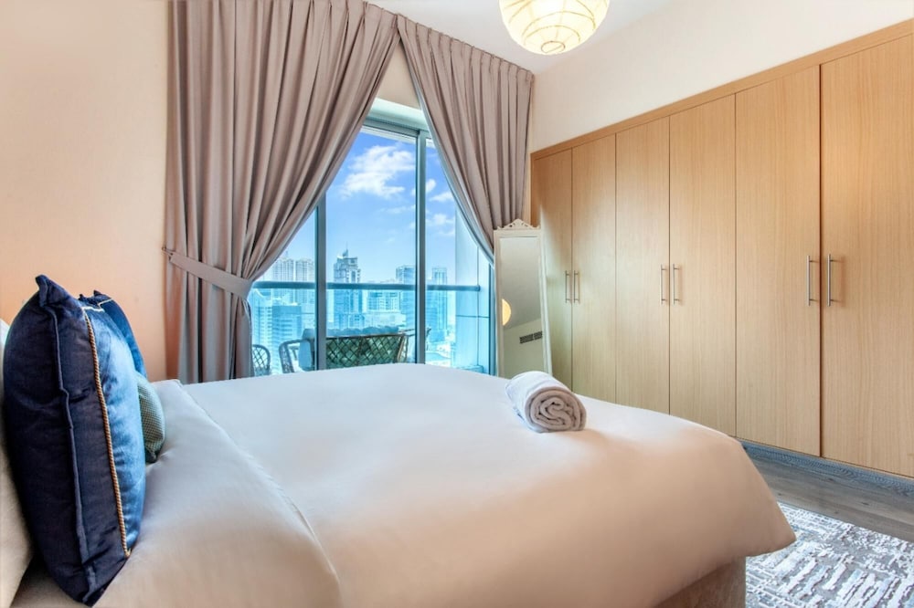 JLT Cluster P Modern 1 BR Apt