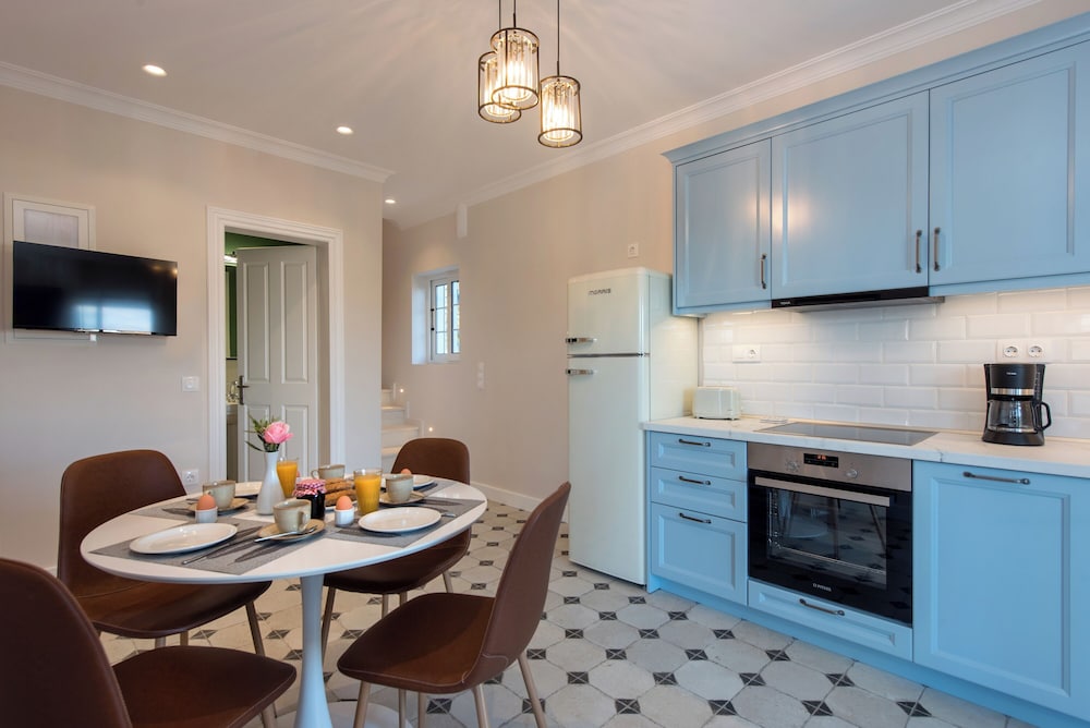 Nancy Suites