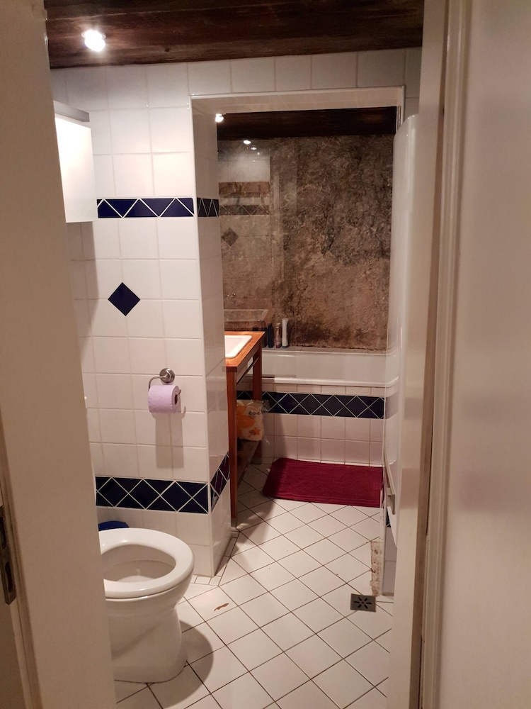 Romantic,central Situated 75m2 Flat