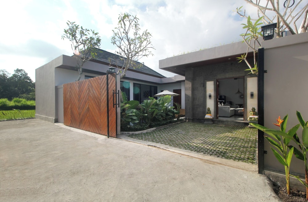 Vila Padma Bali - A Trishula Collection