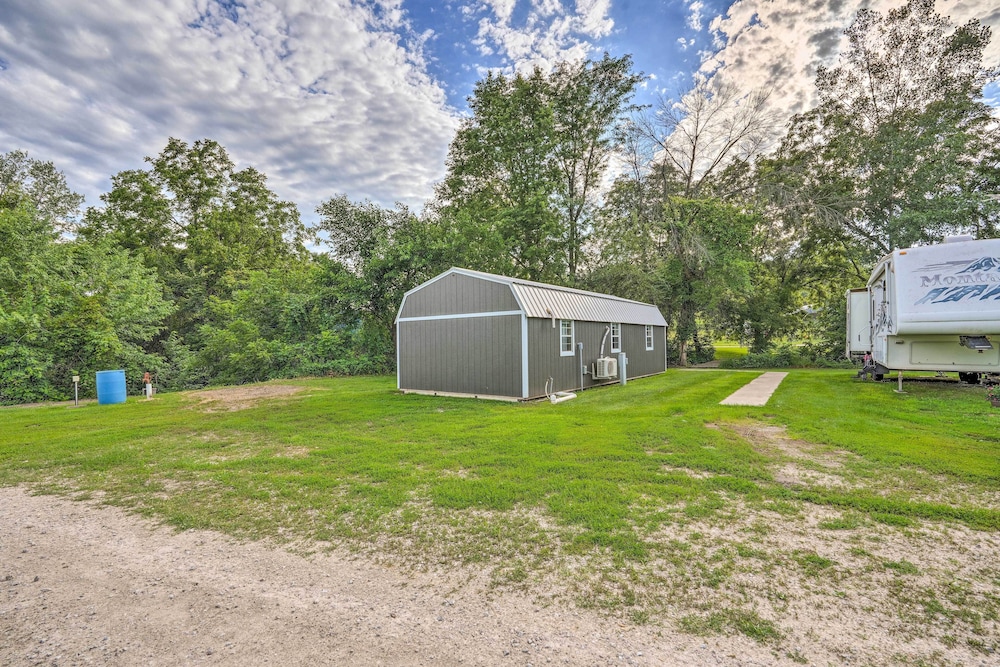Quaint Montezuma Cabin Near Lake Ponderosa! view 5