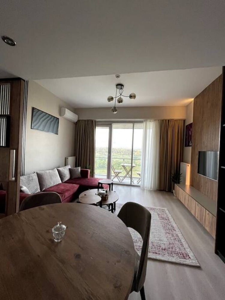 Modern 1 1 Apartment w Terrace Near Mail of IST