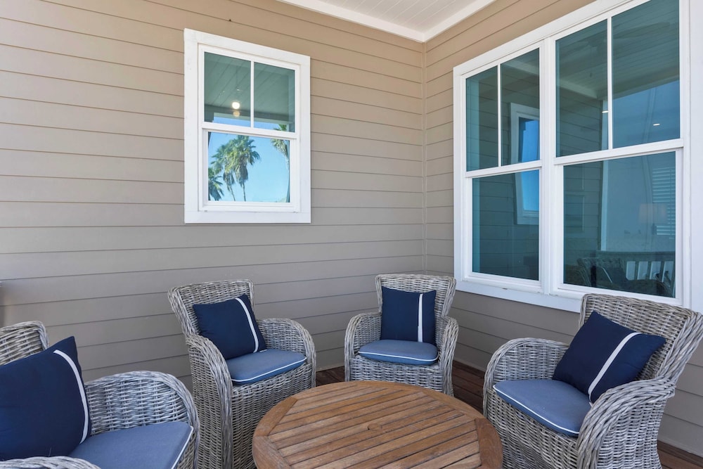 Grayt Digs by Avantstay Next to Beach, Oceanview