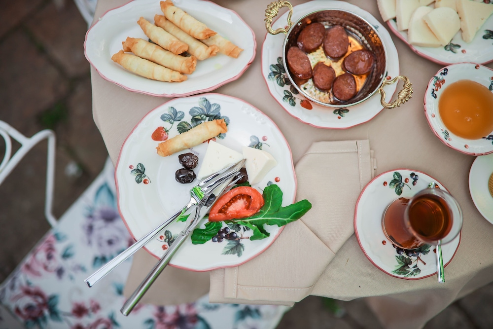 Ali Baris Pansiyon Cunda - Image 22