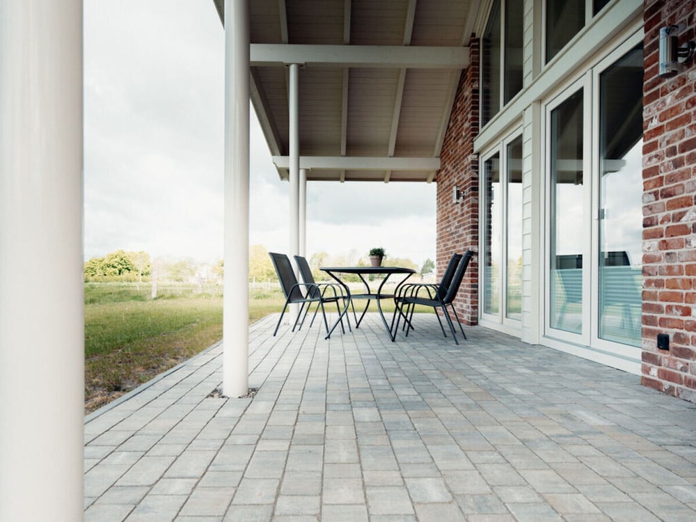 Loheide Modern Retreat