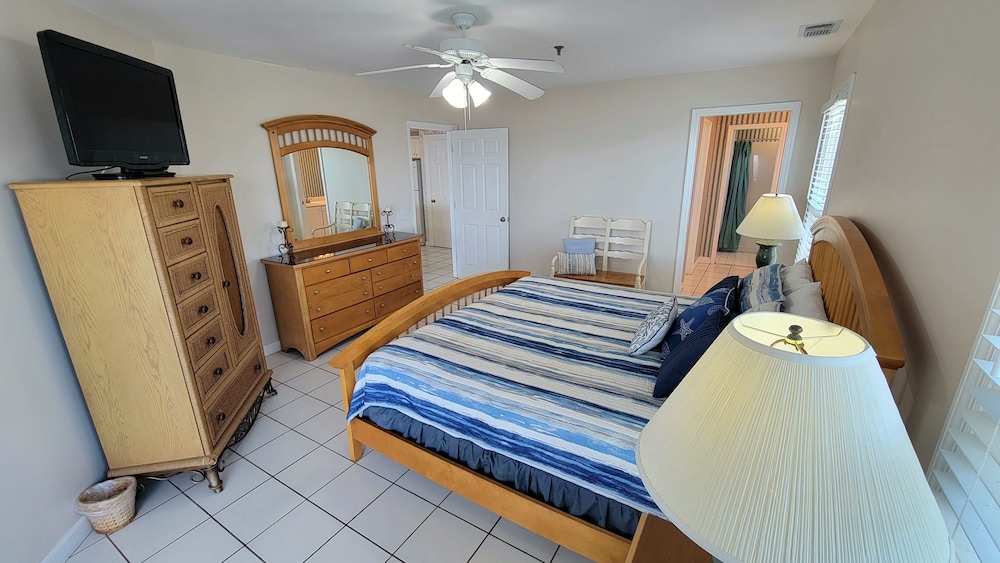 Pelican Point by Tybee Vacation Rentals