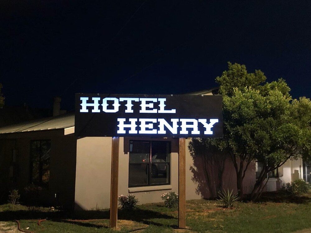 The Hotel Henry